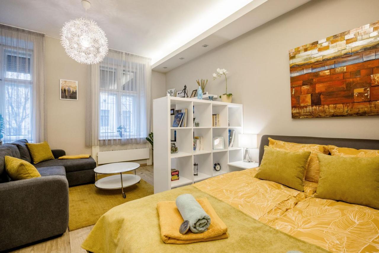 Pearl In The Heart Of The City Budapest Esterno foto